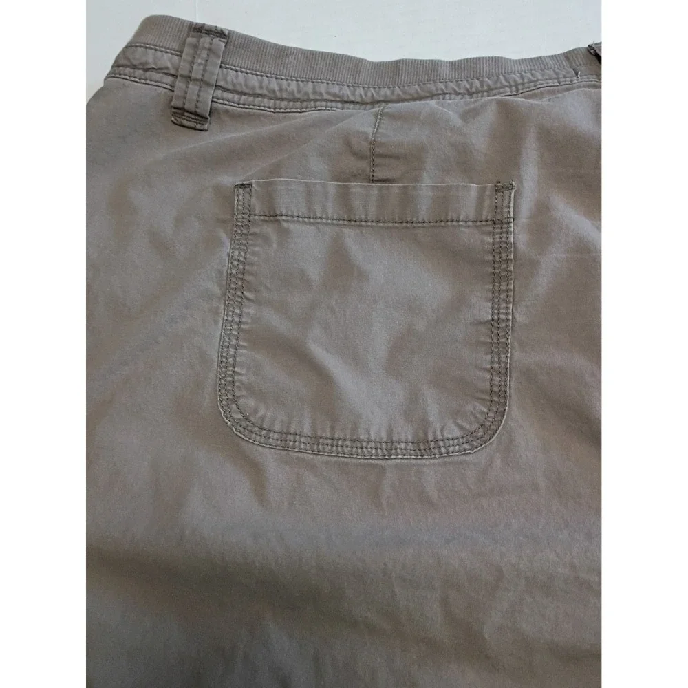 Women's St. John's Bay Casual Shorts Brown Size 18W Cotton and Spandex